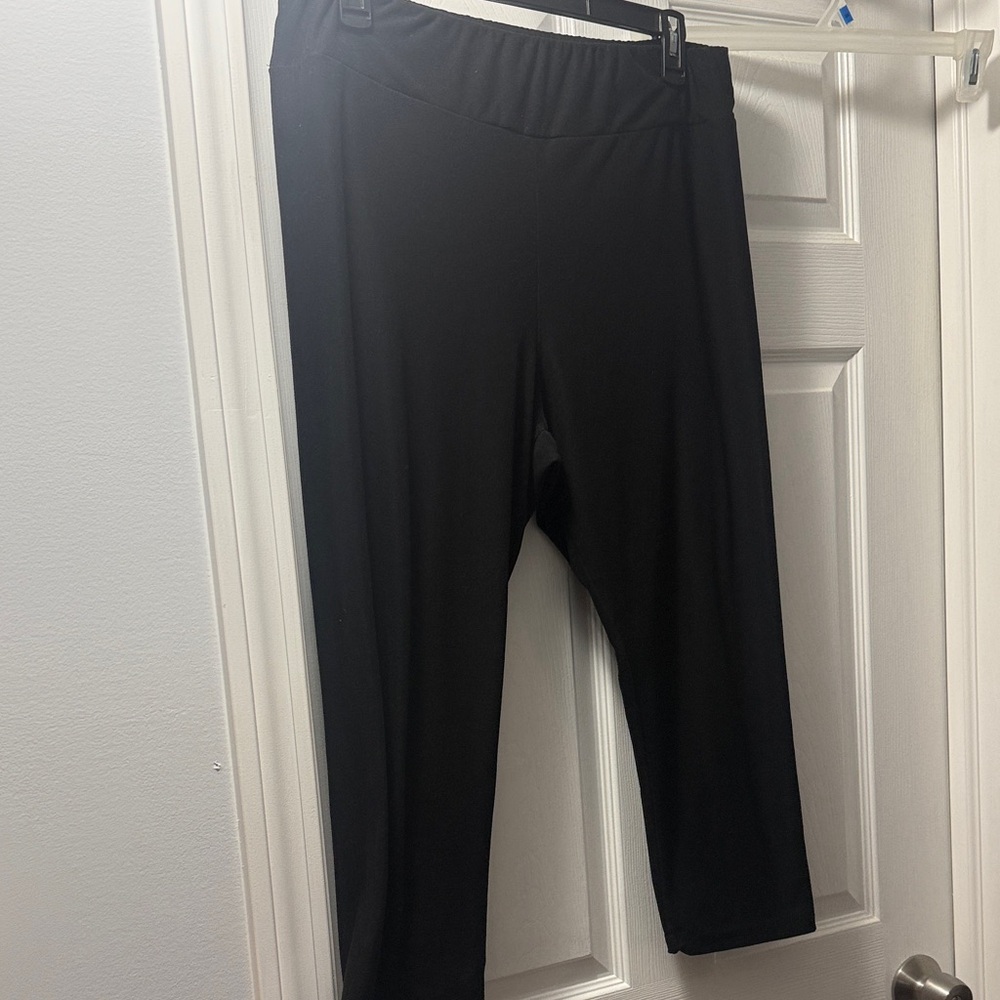 Black Cropped leggings